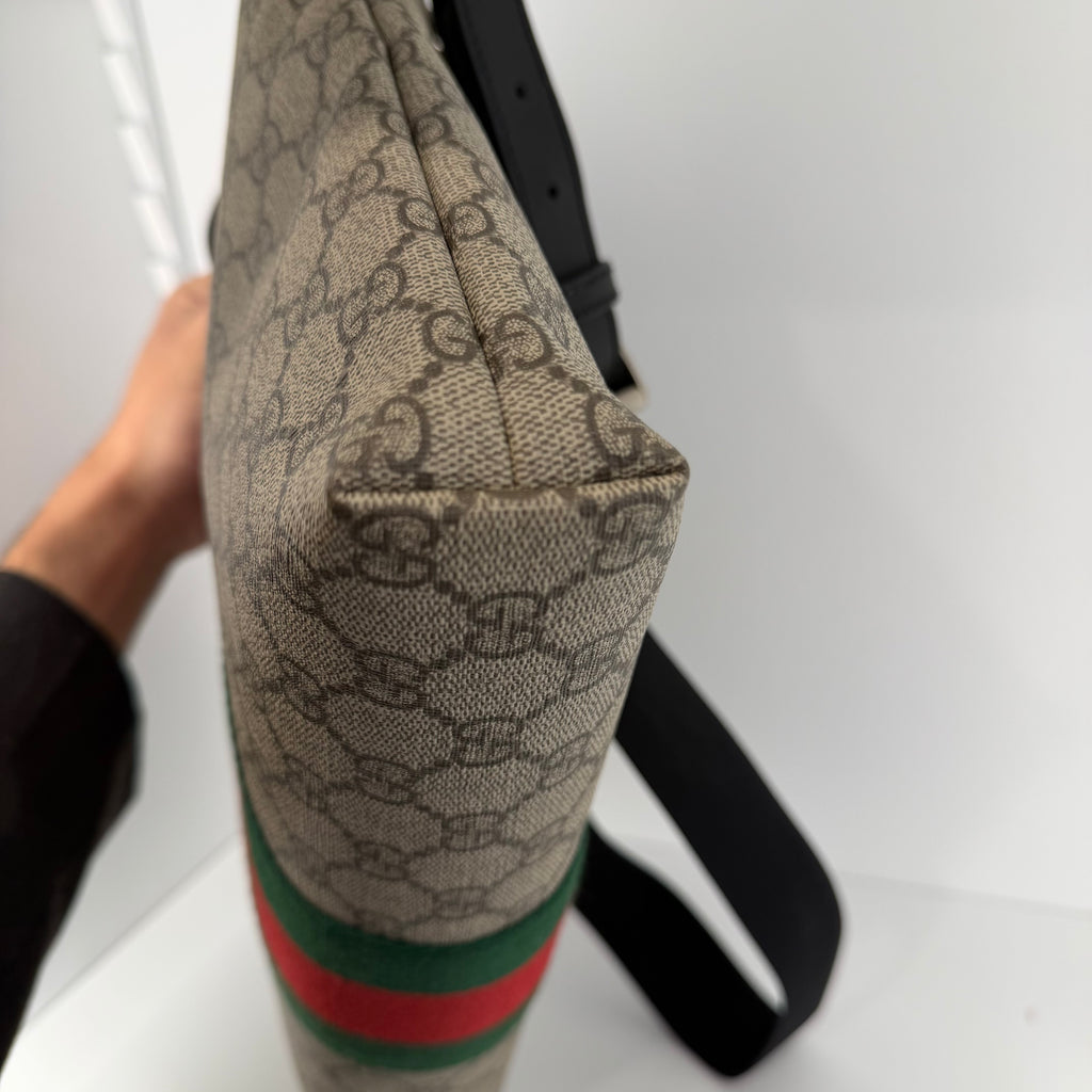 Gucci GG Supreme