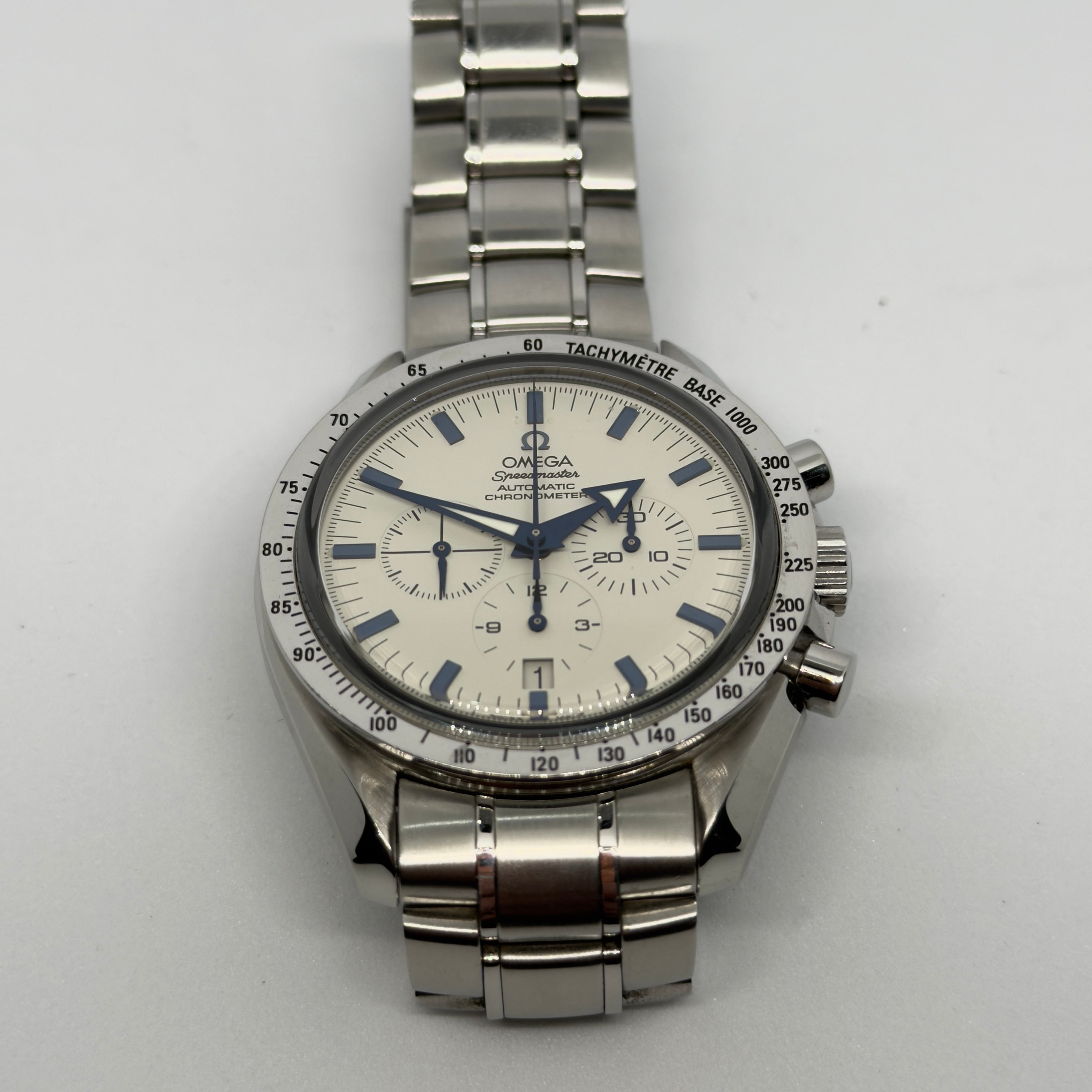 Omega Broad Arrow