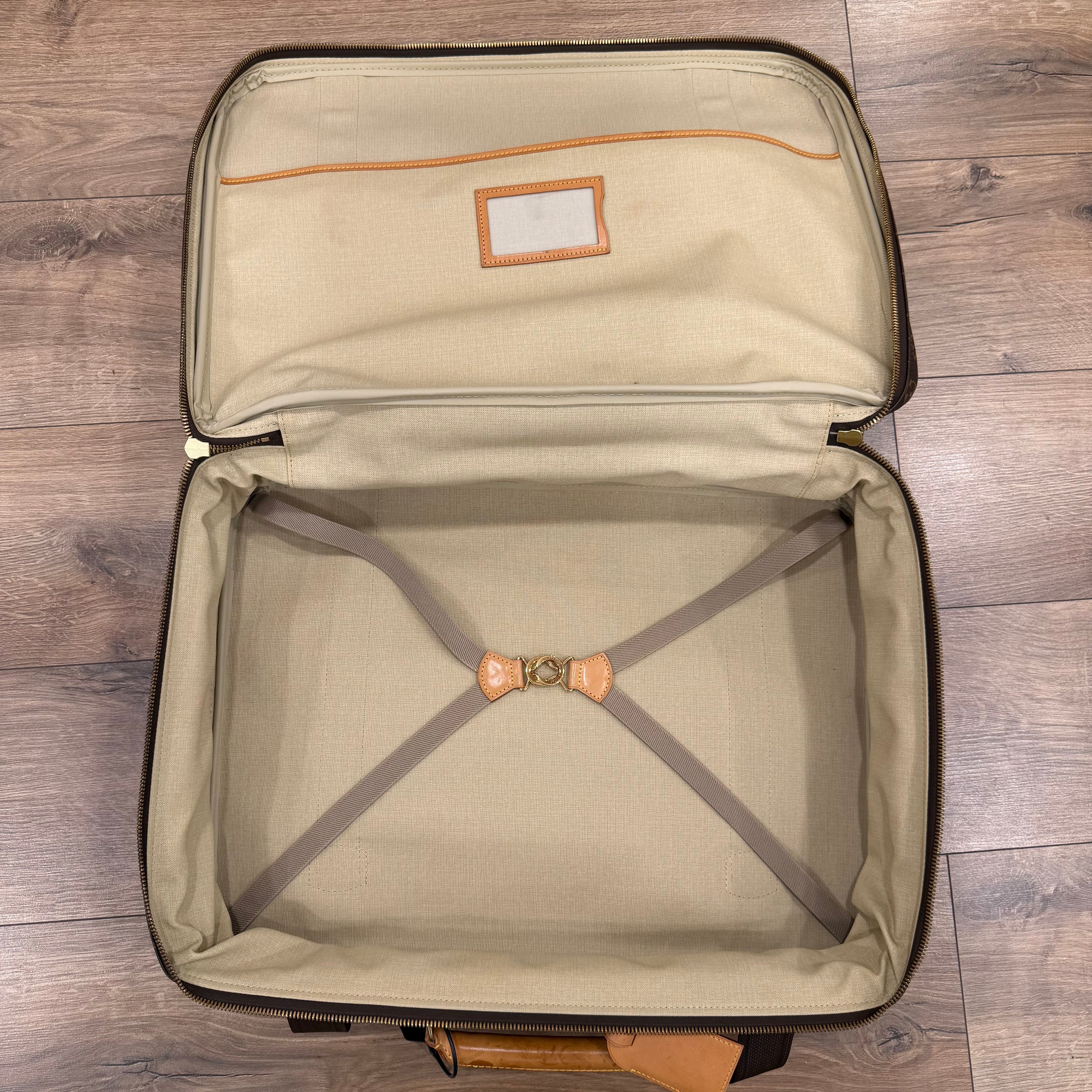 Louis Vuitton Satellite