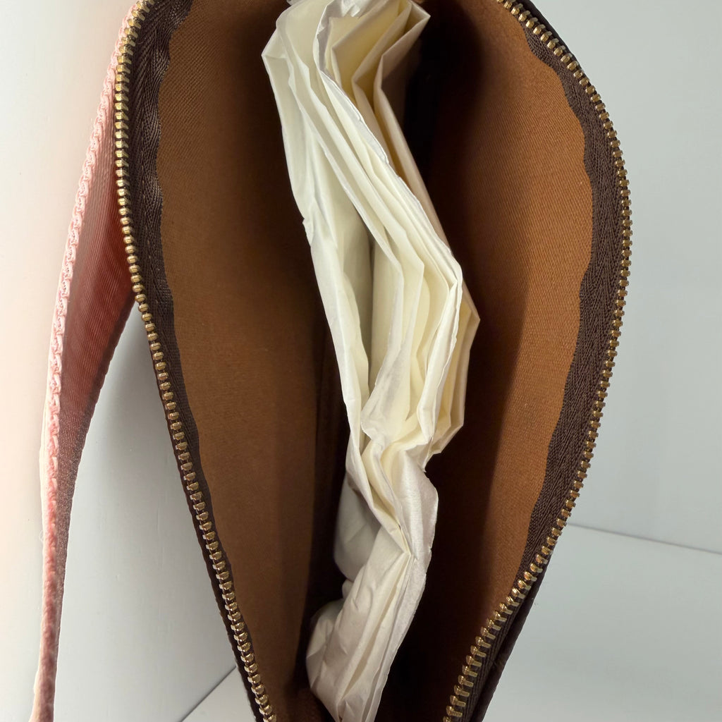 Louis Vuitton Pochette Accessoire