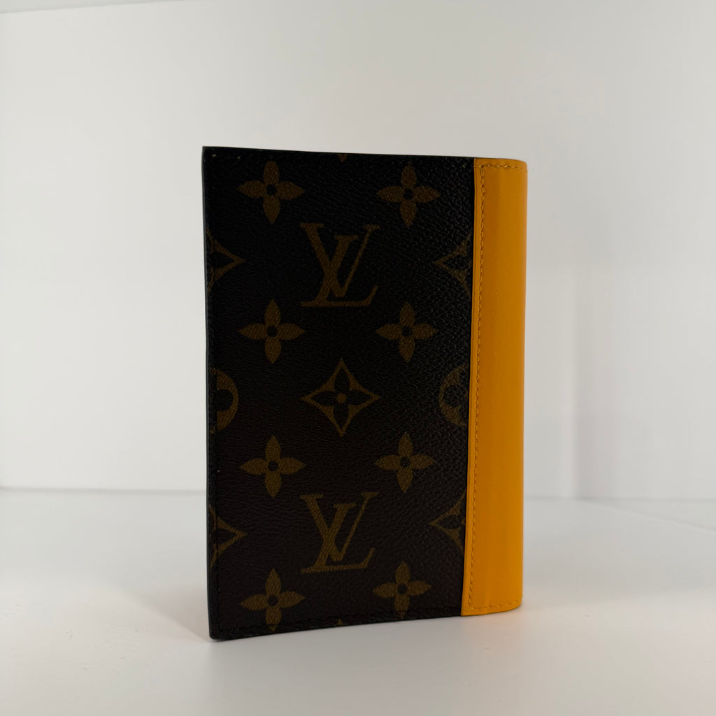 Louis Vuitton Portapassaporto