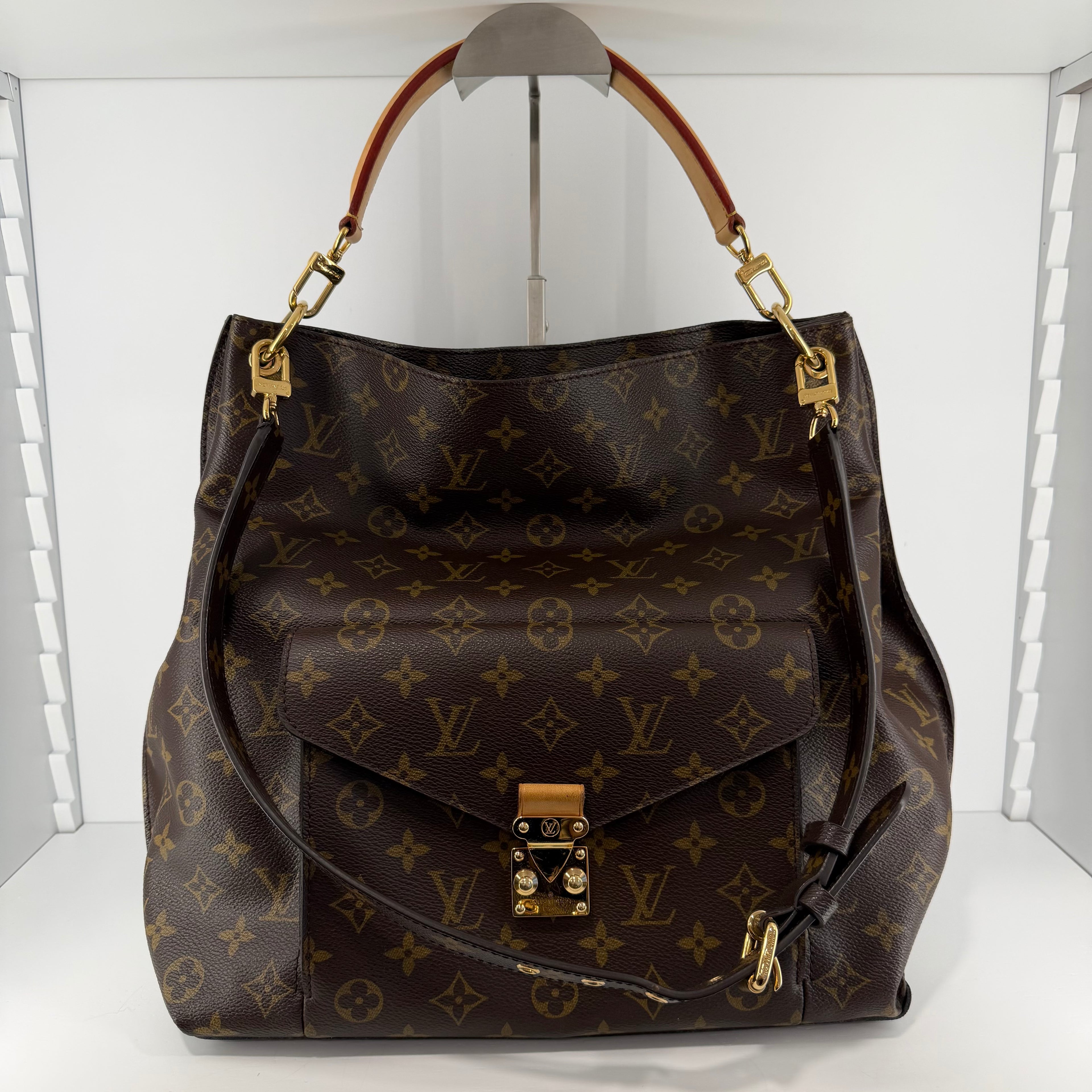 Louis Vuitton Hobo Mètis