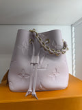 Louis Vuitton Neo Noè BB