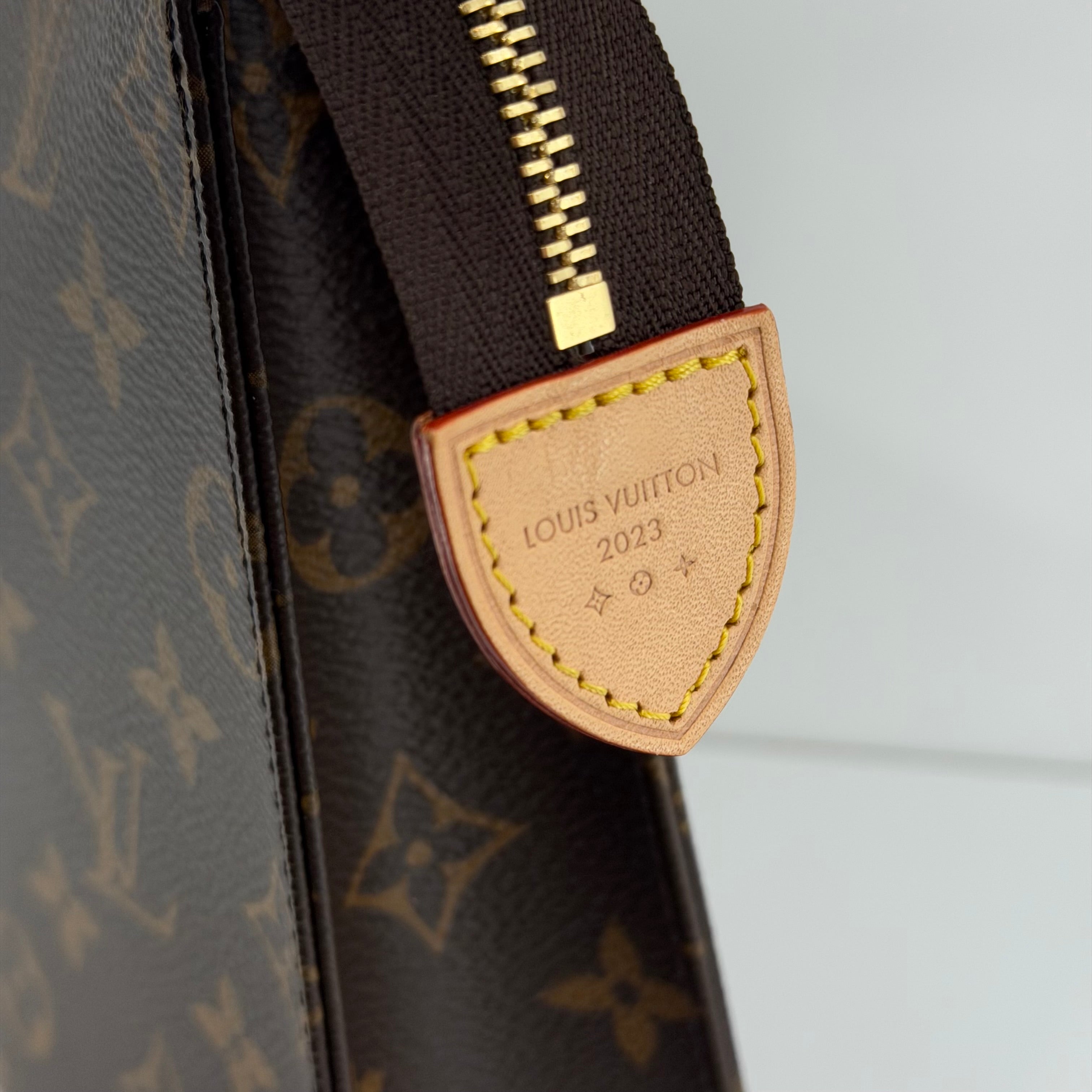 Louis Vuitton Toilette 26